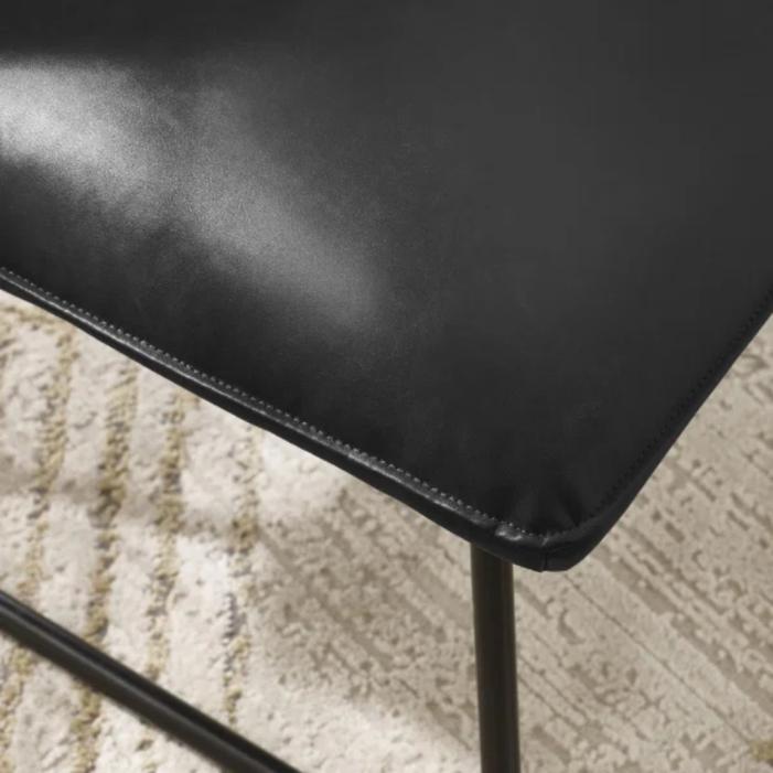 6709_furniture_Saxon Lounge Chair.jpg